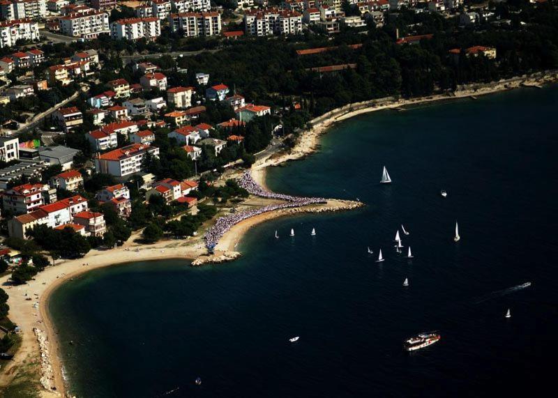 Apartments Flora Crikvenica Kültér fotó
